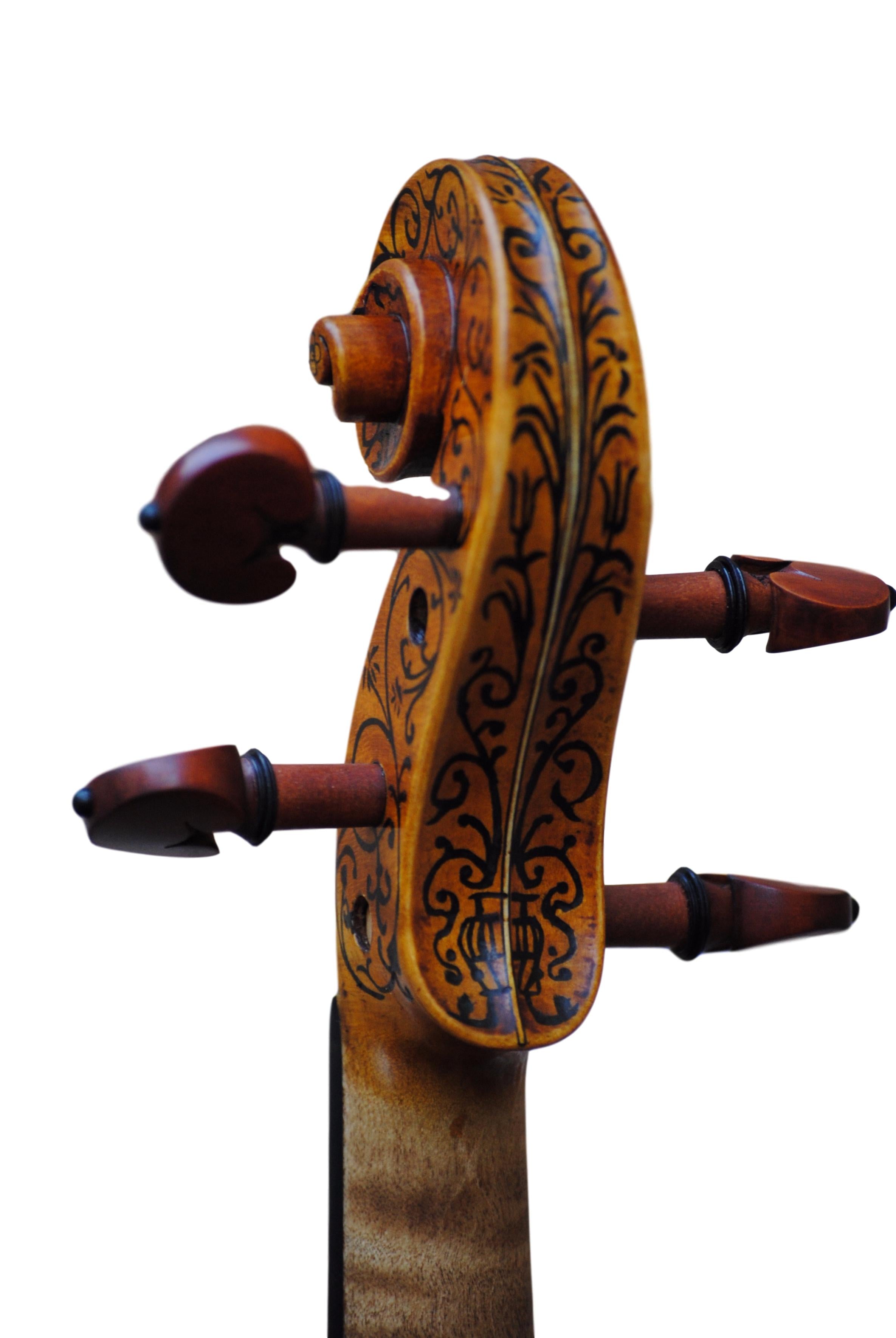 Antonio Stradivari "Hellier" with decoration